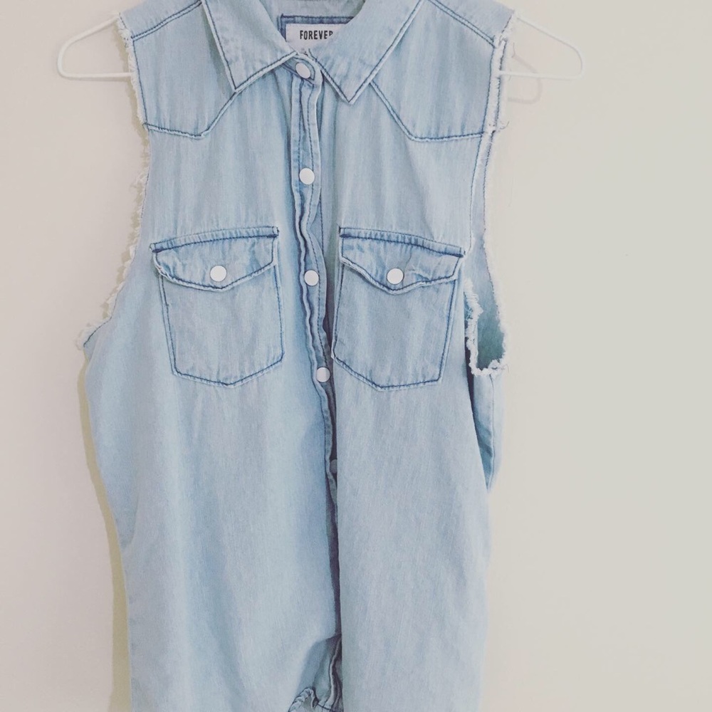 Stylish Light Blue Vest from Forever 21
